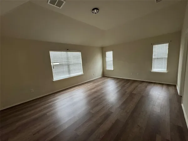 $1,995 | 2053 Rachel Lane, Round Rock, TX 78664