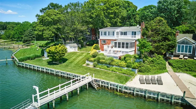 $1,999,999 | 2005 Westview Drive, Mattituck, NY 11952