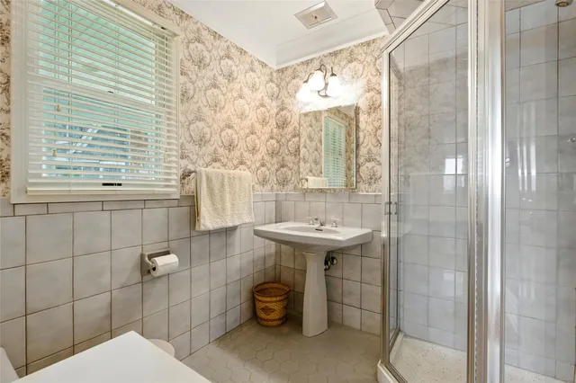 $1,999,999 | 2005 Westview Drive, Mattituck, NY 11952