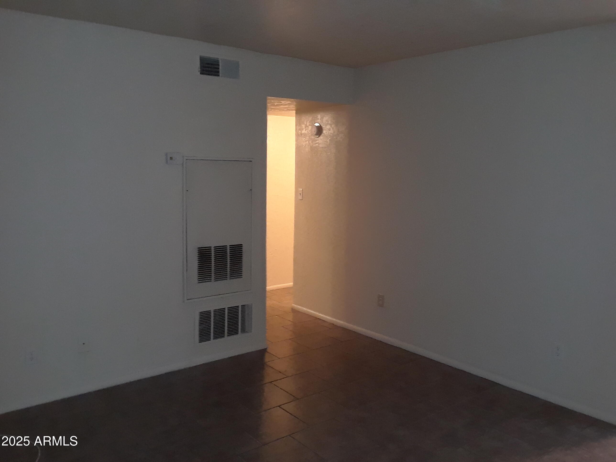 2537 West Georgia Avenue, Unit 14 Phoenix, AZ 85017 - Photo 13 of 15 20200310_171546