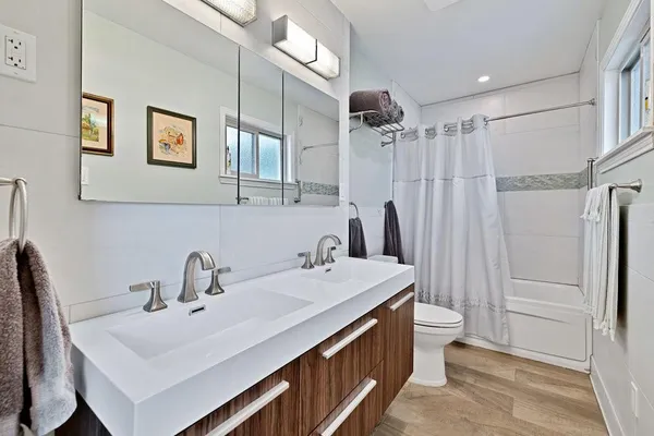 $405,000 | 2837 Townsend Drive, Fort Worth, TX 76110