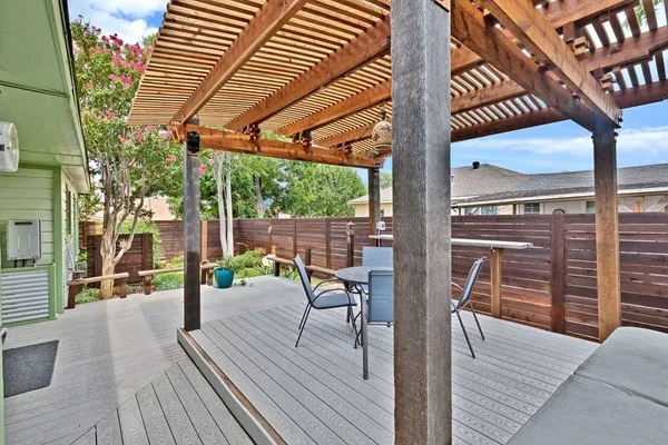 $405,000 | 2837 Townsend Drive, Fort Worth, TX 76110