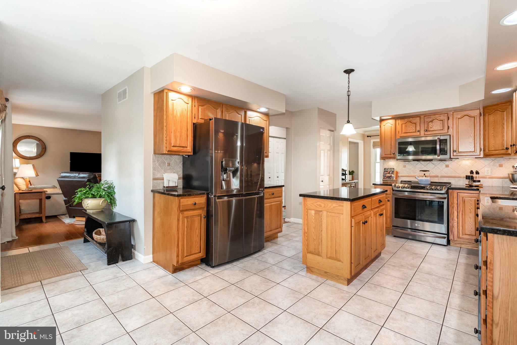 5738 Cloverdale Road Harrisburg, PA 17112 - Photo 12 of 40 Gallery Image 12