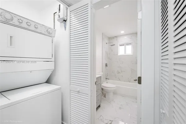 $2,600 | 2820 Northwest 95th Street, Unit 2, Miami, FL 33147