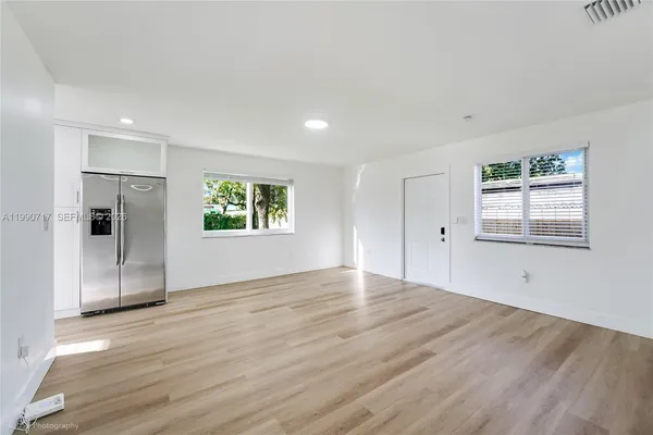 $2,600 | 2820 Northwest 95th Street, Unit 2, Miami, FL 33147