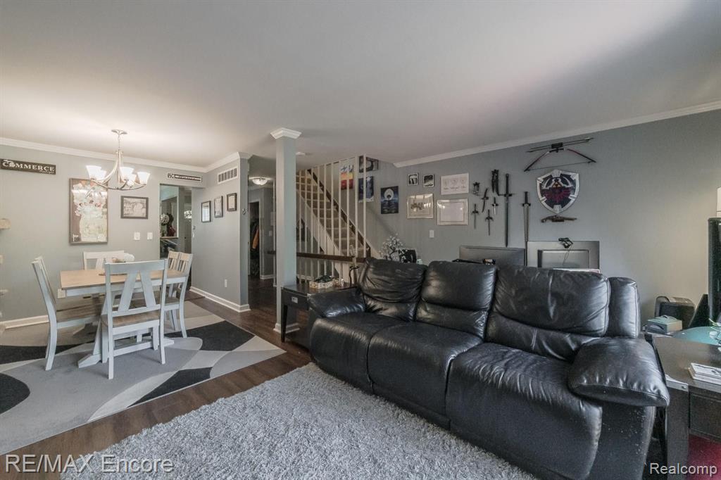 67 Stratford Lane Rochester Hills, MI 48309 - Photo 12 of 35