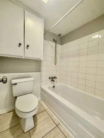 $899 | 2006 Sul Ross Street, Unit 13, Houston, TX 77098