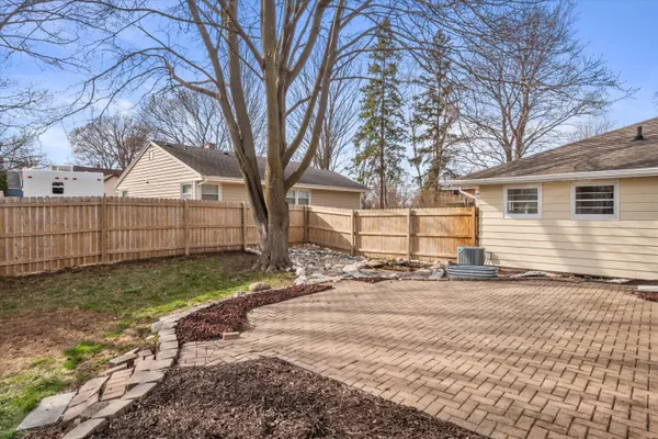 $369,900 | 307 Hill Street, Hartland, WI 53029