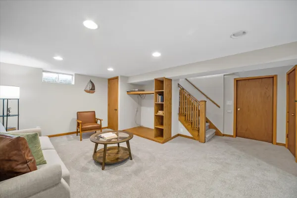 $369,900 | 307 Hill Street, Hartland, WI 53029