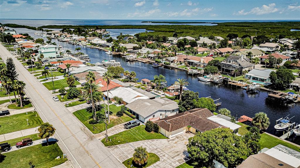 4149 Floramar Terrace New Port Richey, FL 34652 - Photo 29 of 32