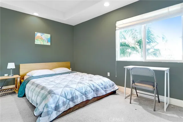 $4,150 | 11323 Huston Street, Unit 11, North Hollywood, CA 91601