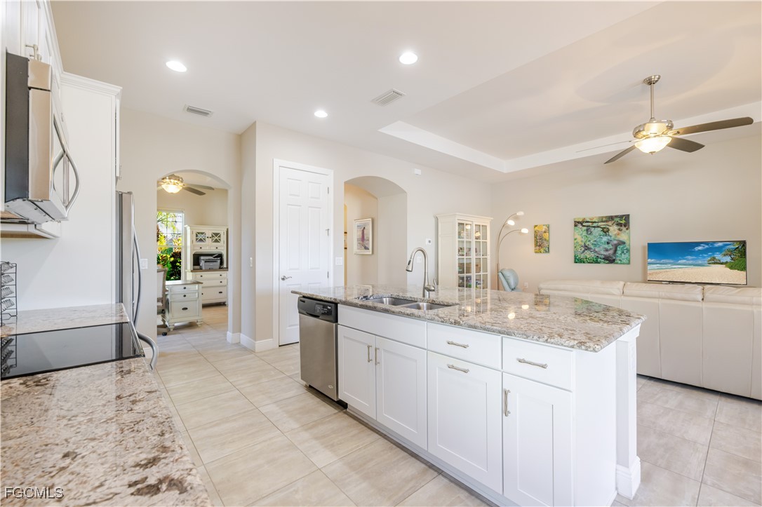 11616 Giulia Drive Fort Myers, FL 33913 - Photo 13 of 50