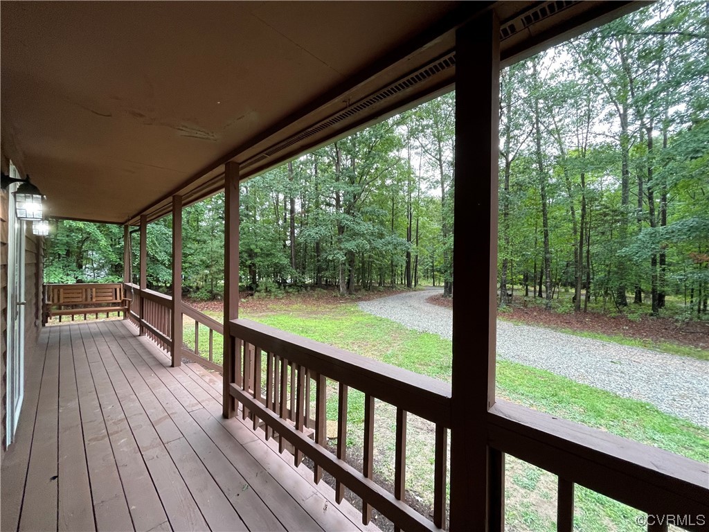 13481 Hensley Road Chesterfield, VA 23832 - Photo 6 of 45 Gallery Image 6