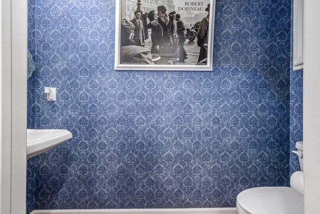 $499,900 | 164 Glen Eagle Drive Northeast, Rockford, MI 49341