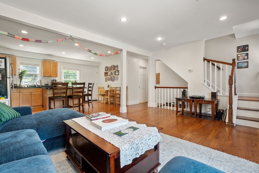 16 Plainfield Street Boston, MA 02130 - Photo 4 of 32 Gallery Image 4