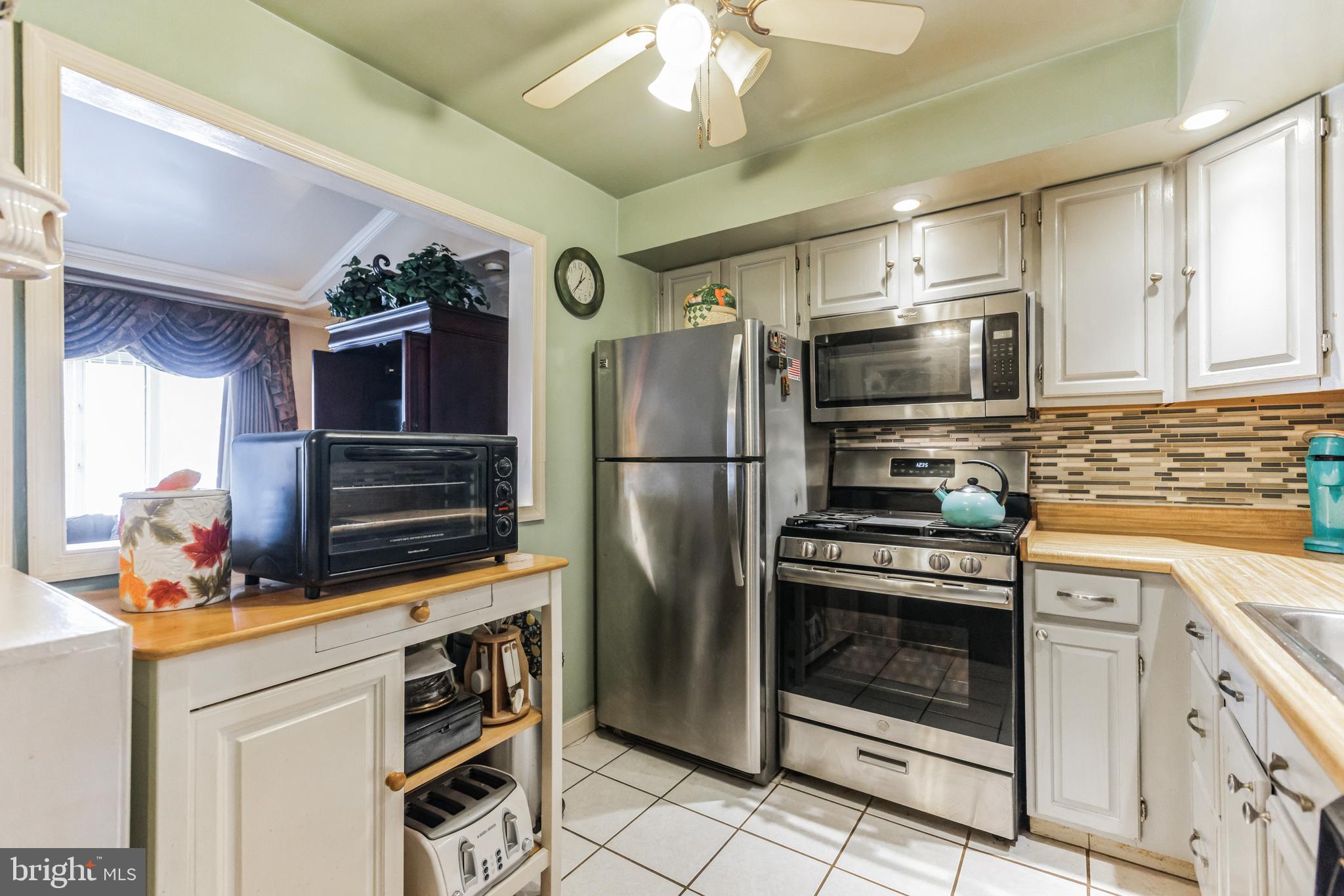 10811 Heflin Road Philadelphia, PA 19154 - Photo 11 of 30 Gallery Image 11
