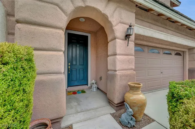 $634,900 | 9725 Sandy Turtle Avenue, Las Vegas, NV 89149