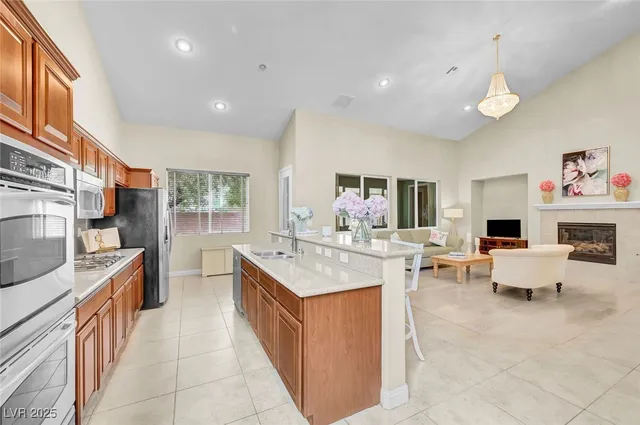 $634,900 | 9725 Sandy Turtle Avenue, Las Vegas, NV 89149