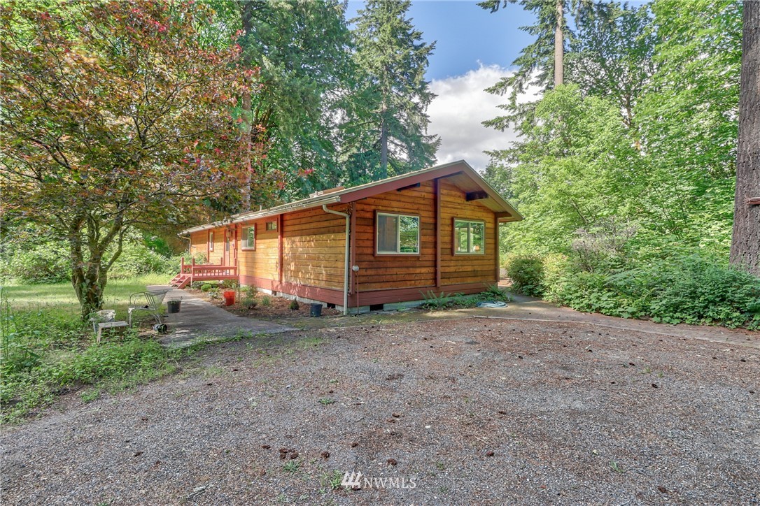 7307 Rixie Road Southeast Olympia, WA 98501 - Photo 3 of 21 Gallery Image 3