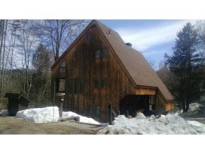 127 1 Way Road Stockbridge, VT 05772 - Photo 1 of 36
