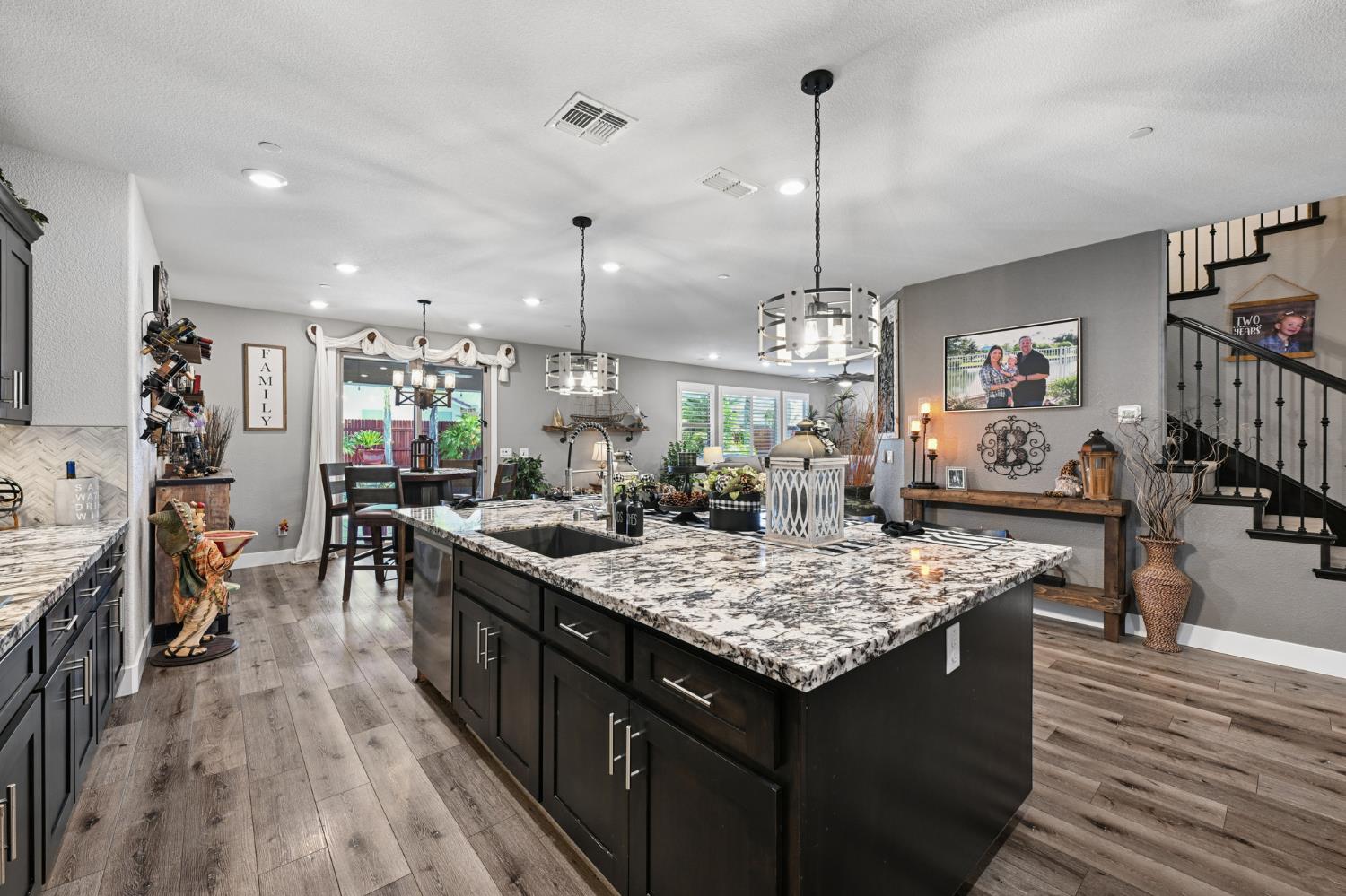9016 Plympton Loop Roseville, CA 95747 - Photo 17 of 99 Gallery Image 17