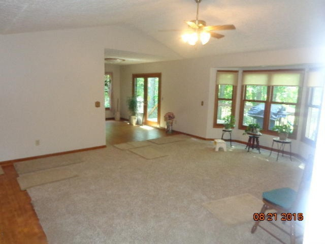 6800 Westlake Road Bellevue, MI 49021 - Photo 8 of 28 DSC07468