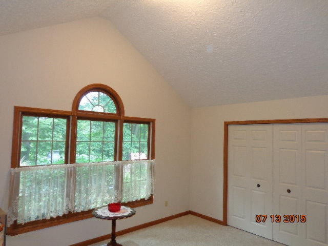 6800 Westlake Road Bellevue, MI 49021 - Photo 10 of 28 DSC06416