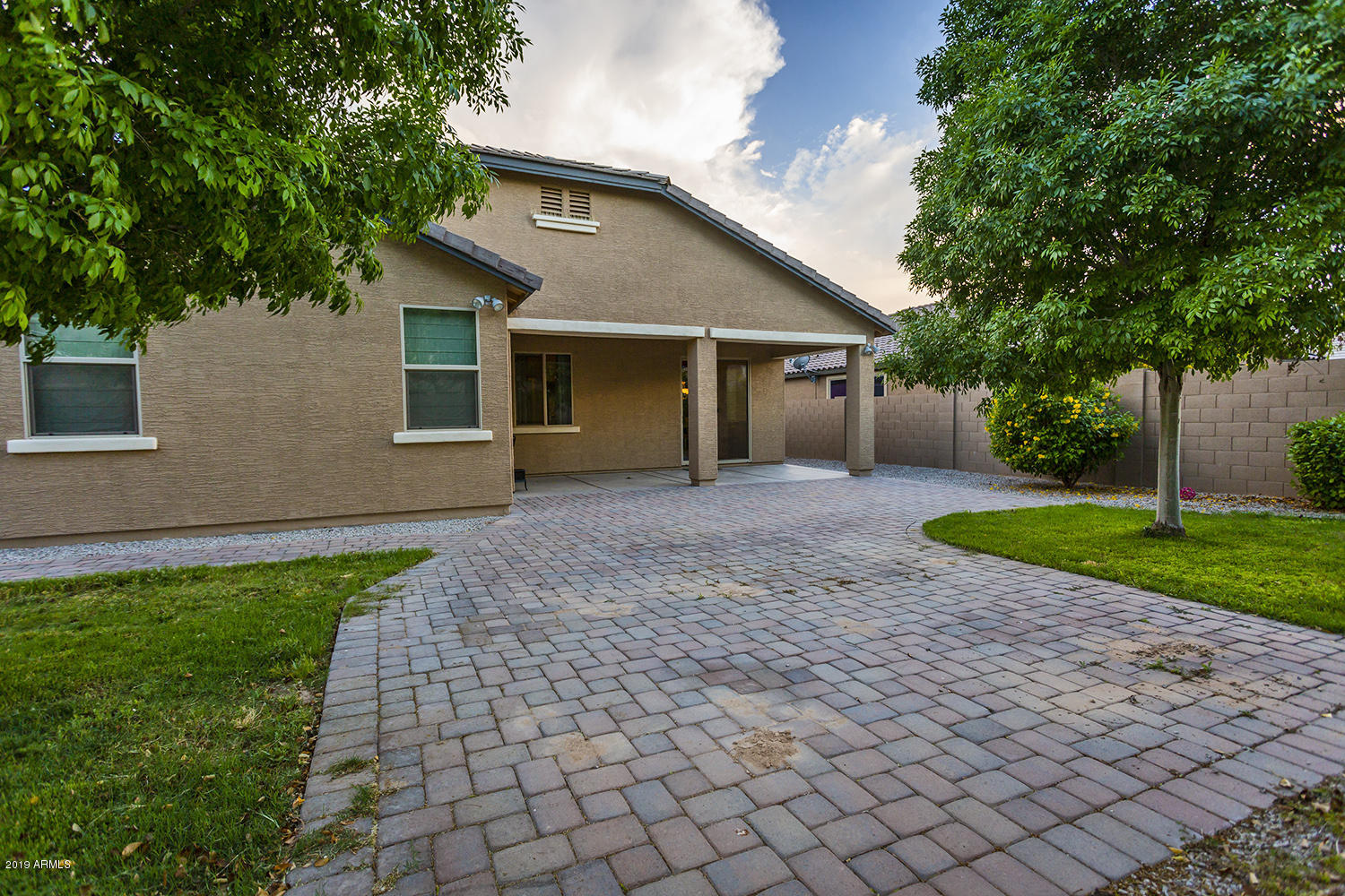 16128 West Almeria Road Goodyear, AZ 85395 - Photo 25 of 26 0T7A0200