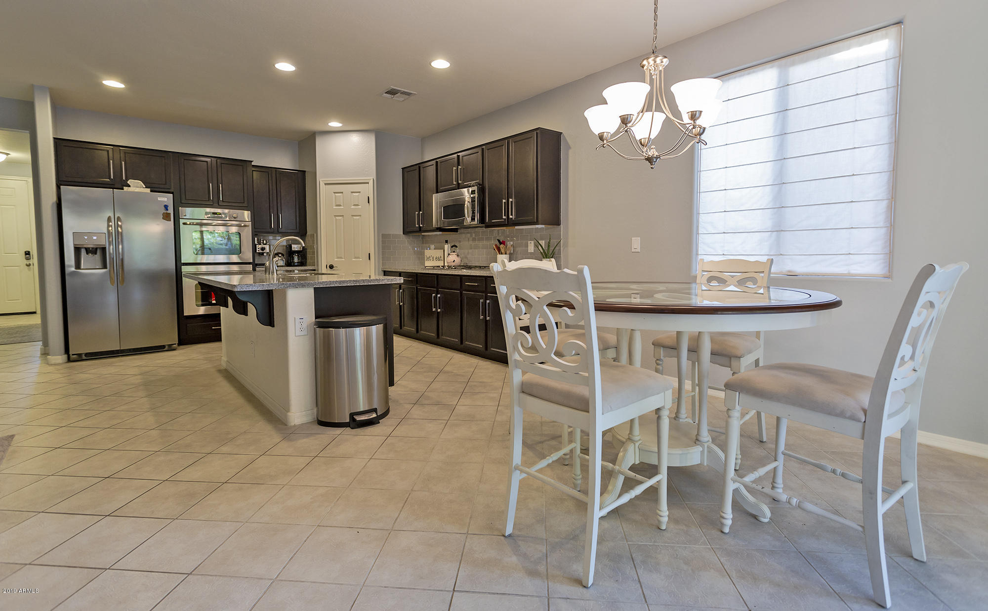 16128 West Almeria Road Goodyear, AZ 85395 - Photo 3 of 26 0T7A0172