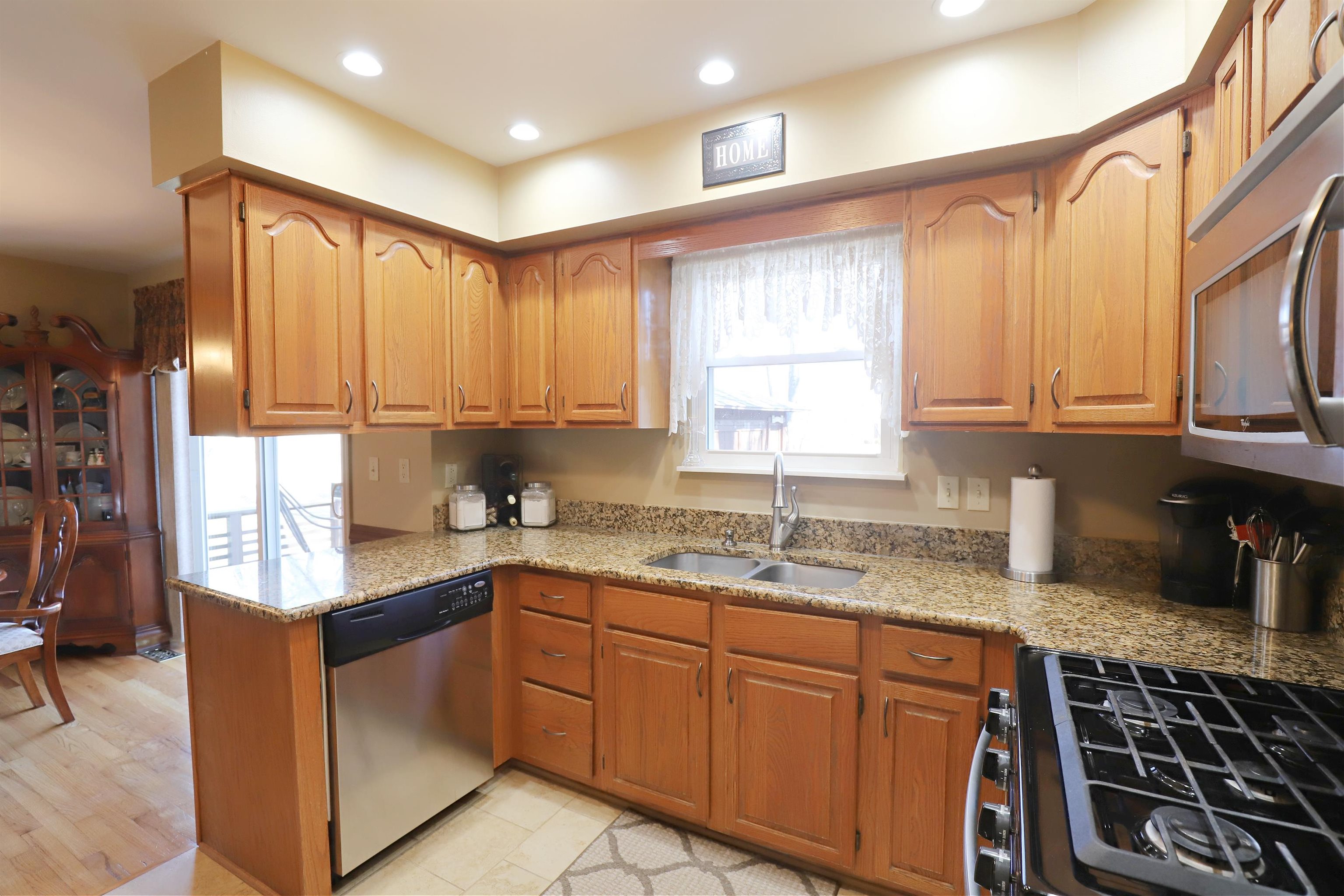 6280 East River Road Flushing, MI 48433 - Photo 10 of 42 50168497-713eae4b-9c26-48f2-b12a-3249b31cfaac.JPG