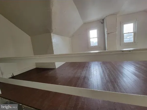 $1,050 | 448 East Broad Street, Unit 2, Tamaqua, PA 18252