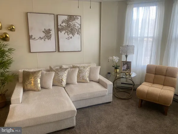 $1,050 | 448 East Broad Street, Unit 2, Tamaqua, PA 18252