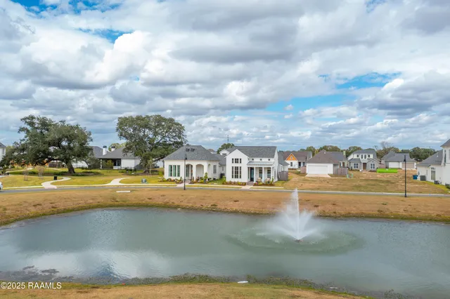 $335,000 | 205 Boxview Street, Scott, LA 70583