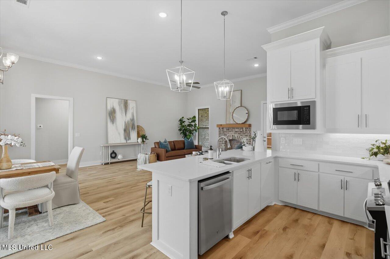 1012 Kensington Drive Flowood, MS 39232 - Photo 10 of 31 10-1012 Kensington Dr _ Home Tours MS