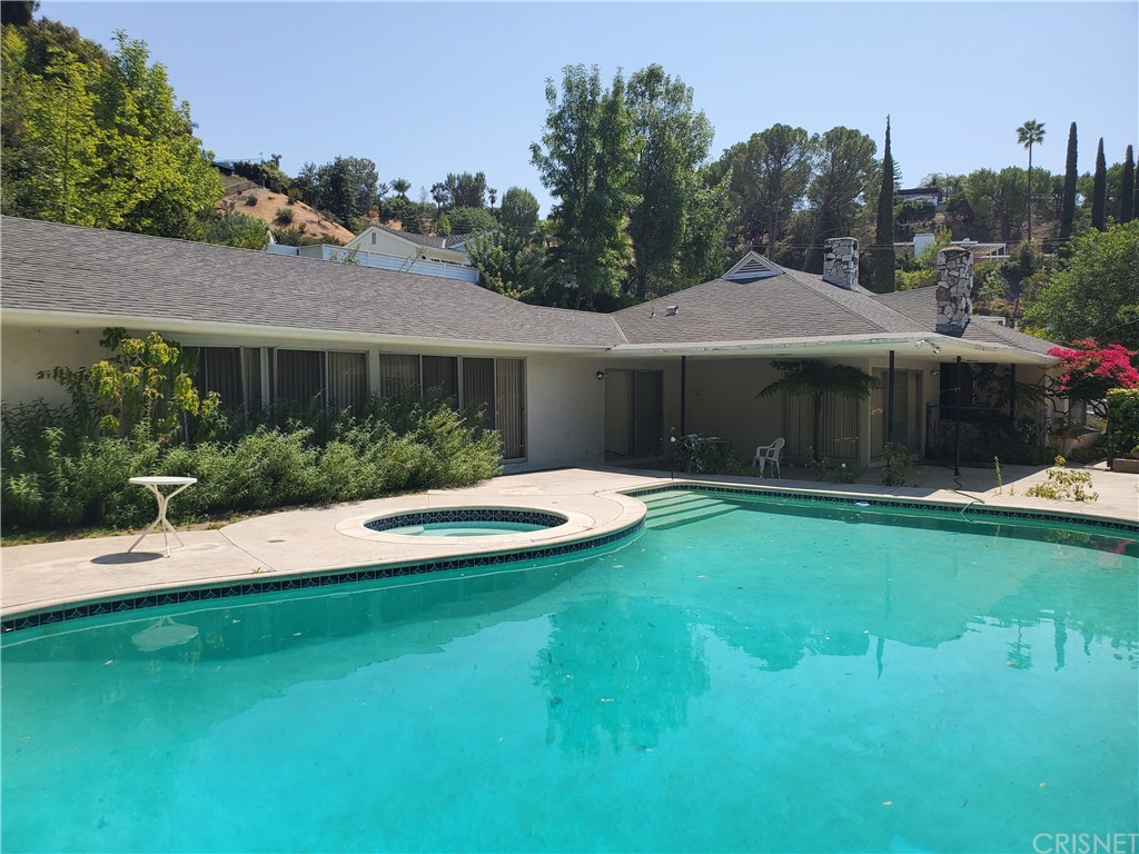 16657 Oldham Street Encino, CA 91436 - Photo 3 of 6