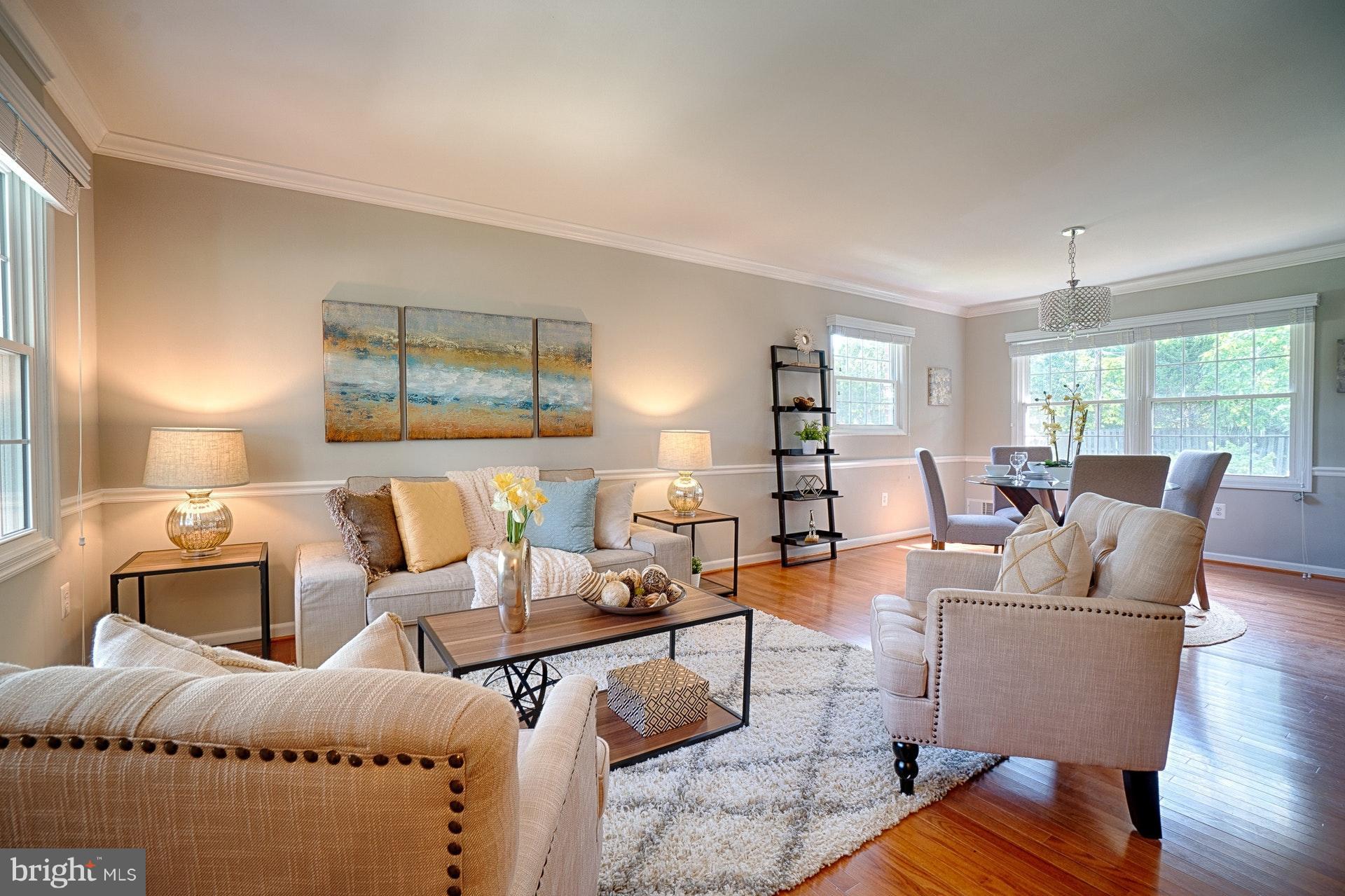 6712 Quander Road Alexandria, VA 22307 - Photo 3 of 25 Living Room