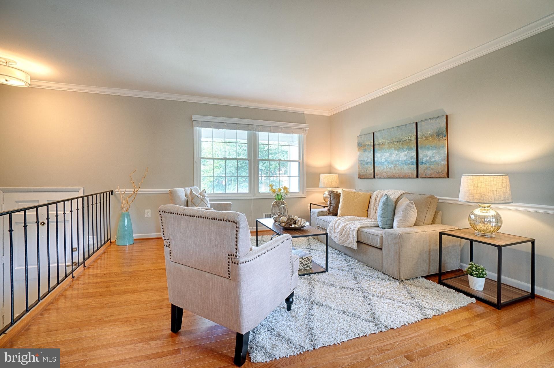 6712 Quander Road Alexandria, VA 22307 - Photo 4 of 25 Living Room