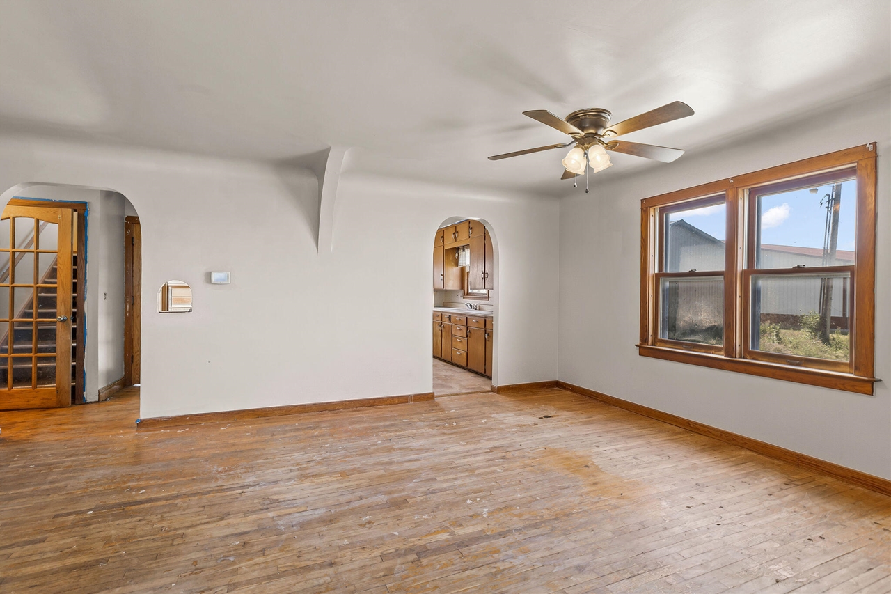 3520 North Towerline Road Saginaw, MI 48601 - Photo 5 of 31 Gallery Image 5