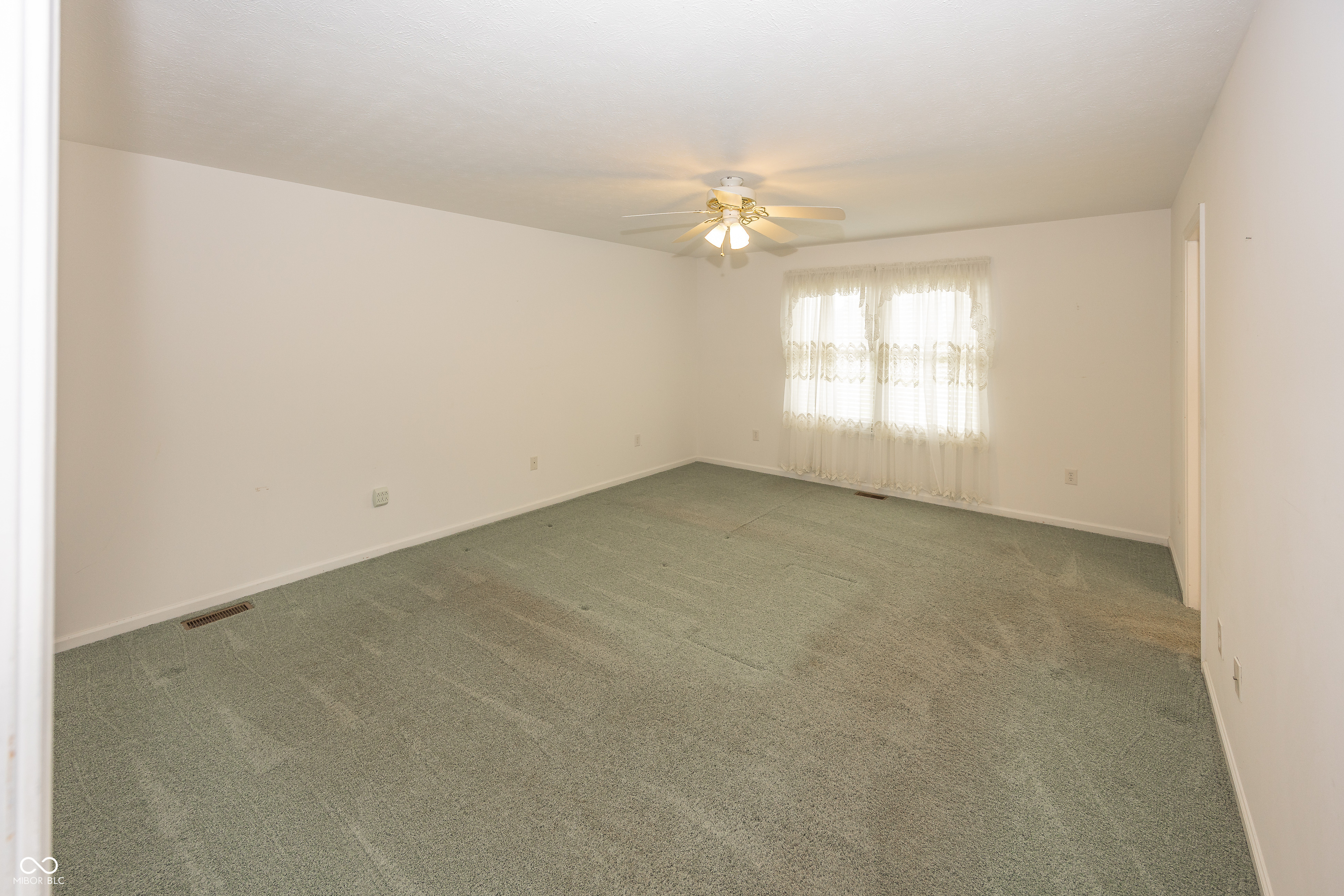 1641 Grindstone Way Greenfield, IN 46140 - Photo 13 of 28