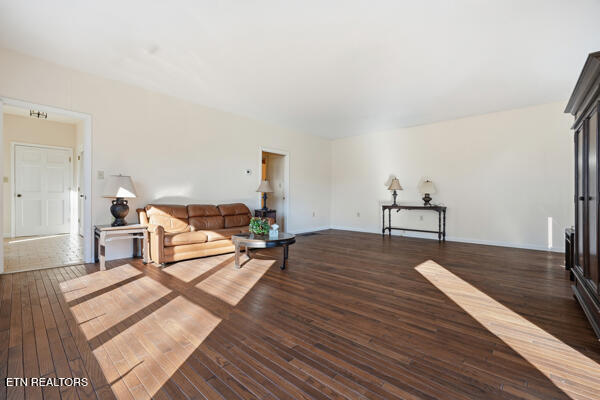 259 Watson Lane Middlesboro, KY 40965 - Photo 31 of 52 134134772183377816_134134772139971021_25