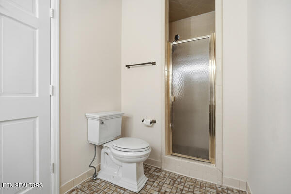 259 Watson Lane Middlesboro, KY 40965 - Photo 36 of 52 134134772174907604_134134772140029174_25