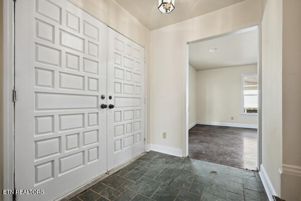 259 Watson Lane Middlesboro, KY 40965 - Photo 39 of 52 134134772339365737_134134772301802173_25