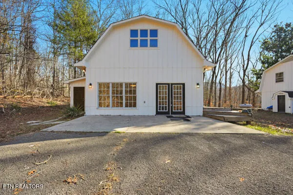 $2,500,000 | 259 Watson Lane, Middlesboro, KY 40965