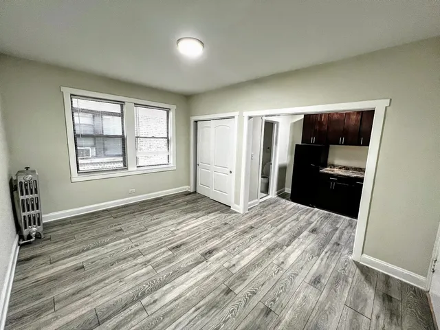 $1,400 | 839 West Sheridan Road, Unit 209, Chicago, IL 60613