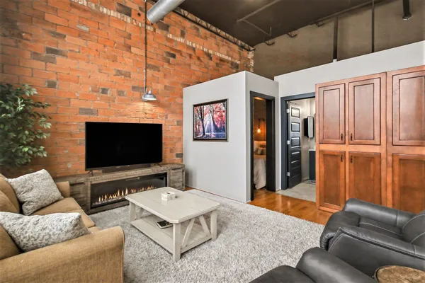 $379,900 | 500 Erie Street, Unit 213, South Haven, MI 49090