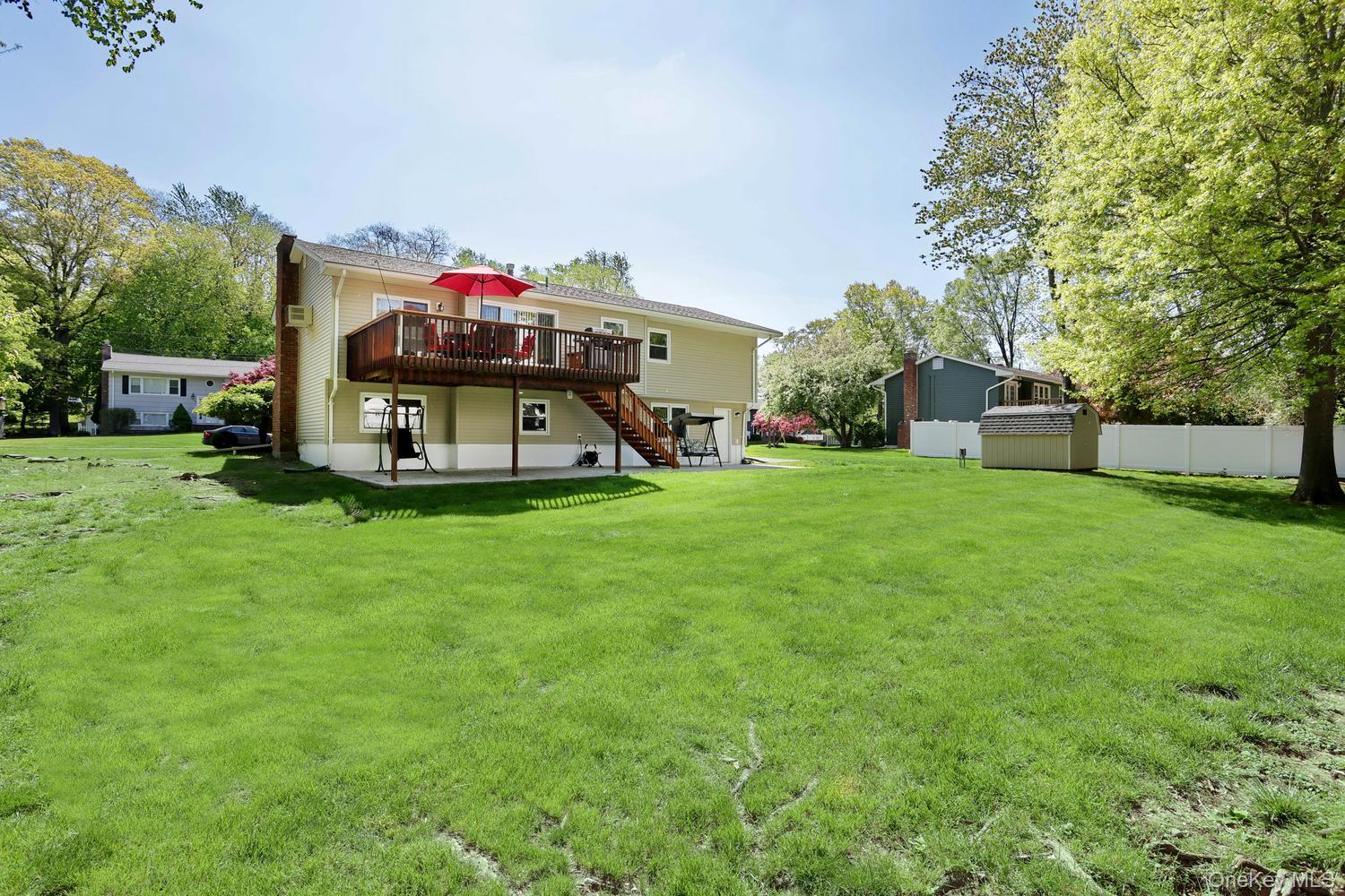 33 Farmhouse Road Congers, NY 10920 - Photo 29 of 45
