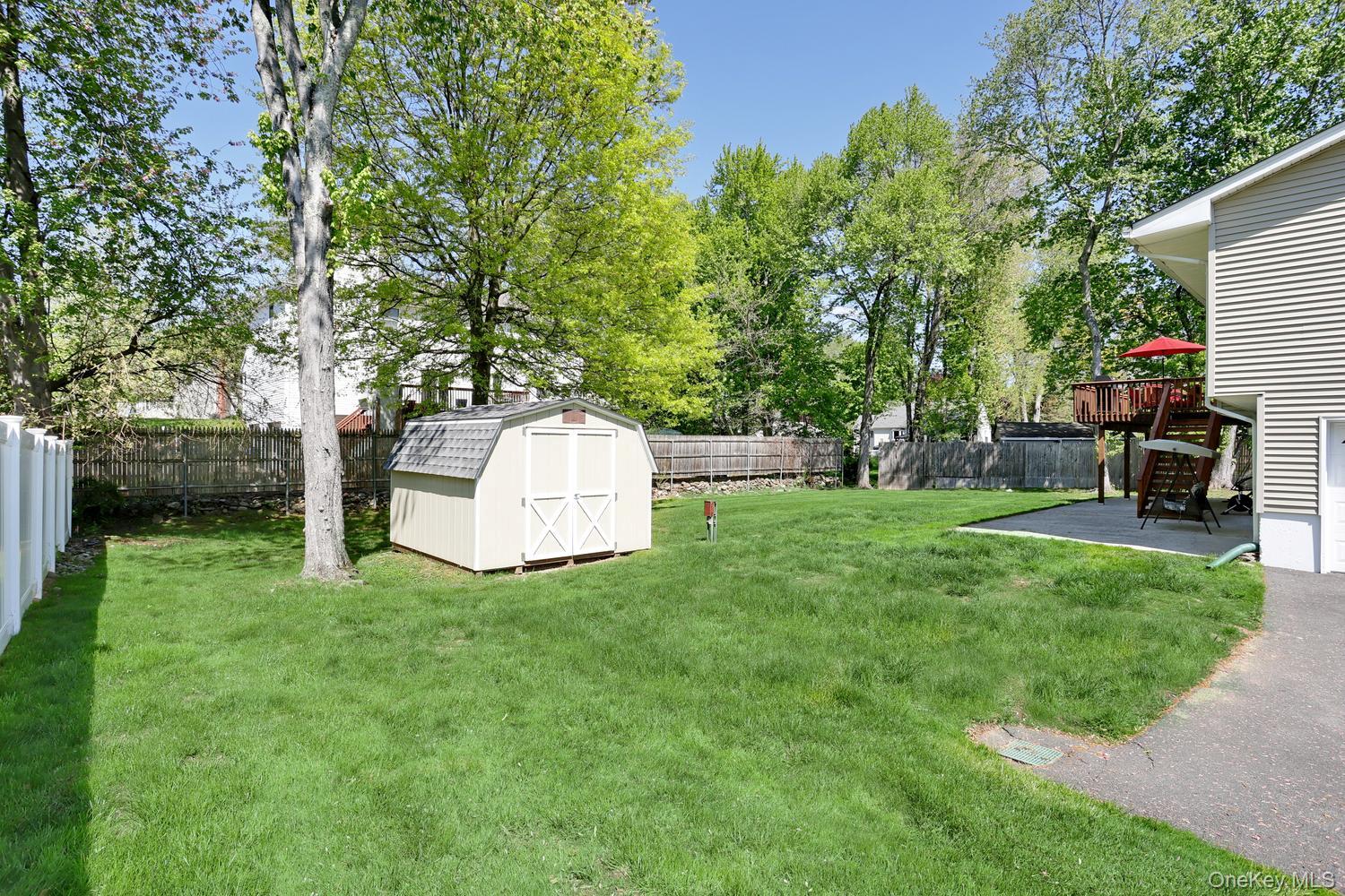 33 Farmhouse Road Congers, NY 10920 - Photo 35 of 45