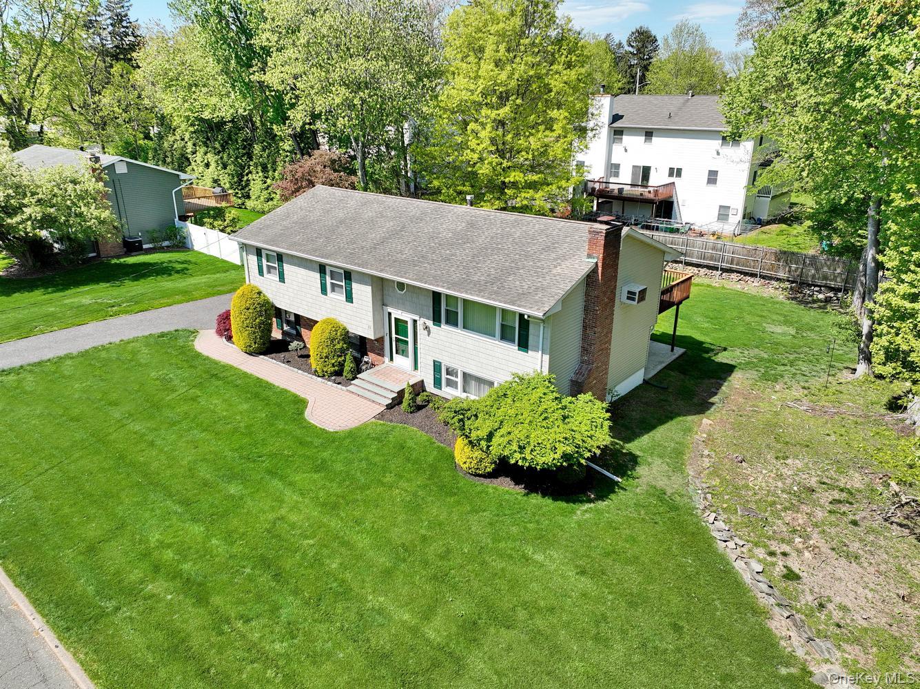 33 Farmhouse Road Congers, NY 10920 - Photo 40 of 45