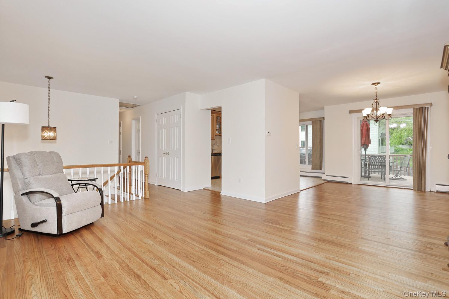 33 Farmhouse Road Congers, NY 10920 - Photo 6 of 45