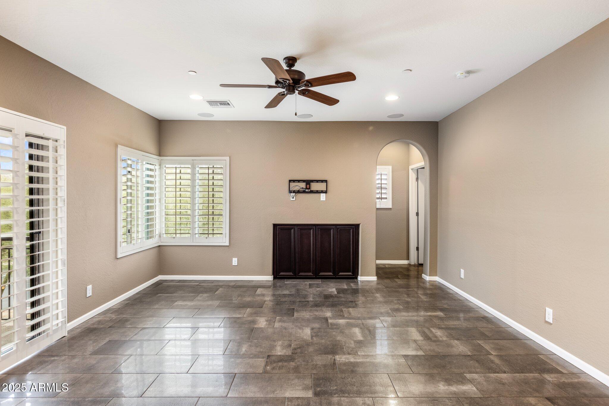 3935 East Rough Rider Road, Unit 1368 Phoenix, AZ 85050 - Photo 10 of 34 10